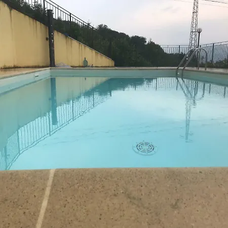 Luca Con Piscina